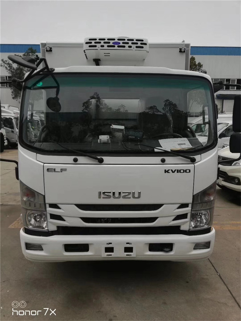 國(guó)六 慶鈴五十鈴KV100藍(lán)牌冷藏車(chē)